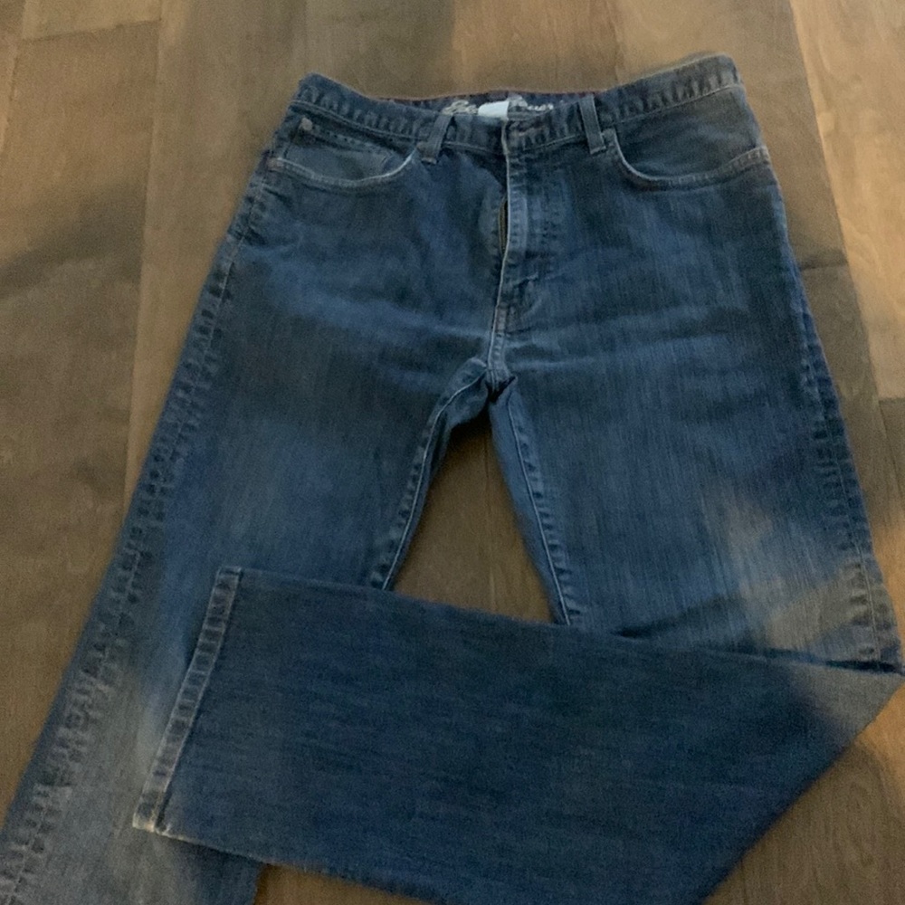 Beautifully worn in men’s jeans.